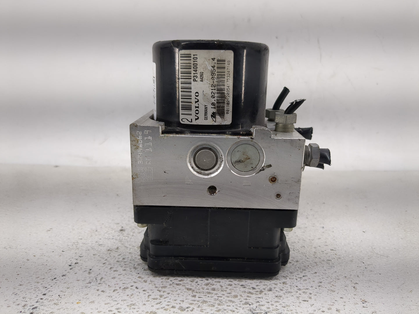 2015-2018 Volvo S60 ABS Pump Control Module Replacement P/N:P31400101 Fits Fits 2015 2016 2017 2018 OEM Used Auto Parts - Oe
