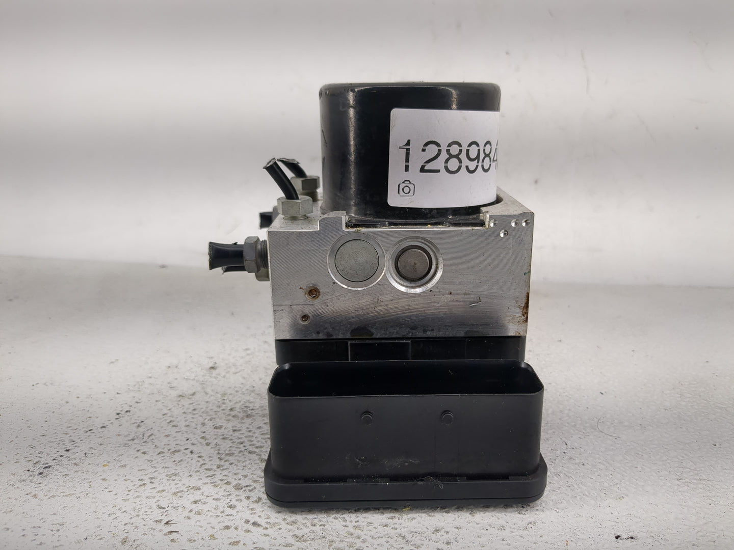 2015-2018 Volvo S60 ABS Pump Control Module Replacement P/N:P31400101 Fits Fits 2015 2016 2017 2018 OEM Used Auto Parts - Oe