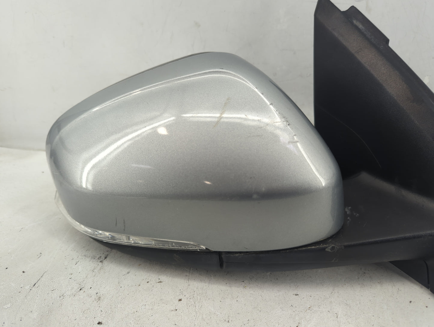 2011-2018 Volvo S60 Passenger Side View Mirror - Right Door Mirror OEM Used - Oemusedautoparts1.com