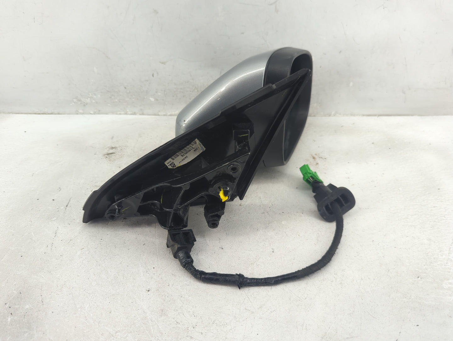 2011-2018 Volvo S60 Passenger Side View Mirror - Right Door Mirror OEM Used - Oemusedautoparts1.com