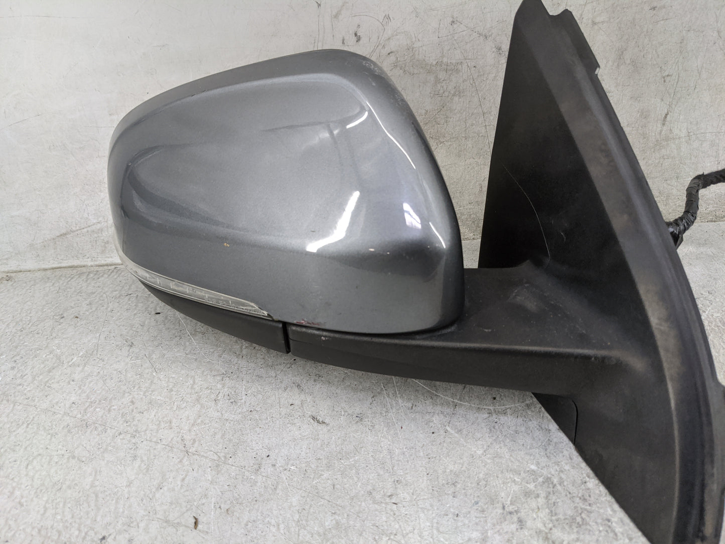 2011-2018 Volvo S60 Passenger Side View Mirror - Right Door Mirror OEM Used - Oemusedautoparts1.com