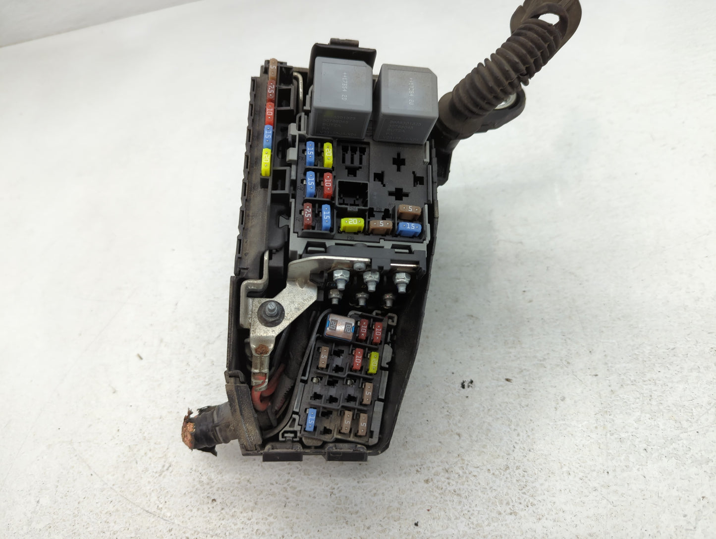 2014-2018 Volvo S60 Fusebox Fuse Box Panel Relay Module P/N:6G9T-14A067-CA Fits Fits 2012 2014 2015 2016 2017 2018 OEM Used 