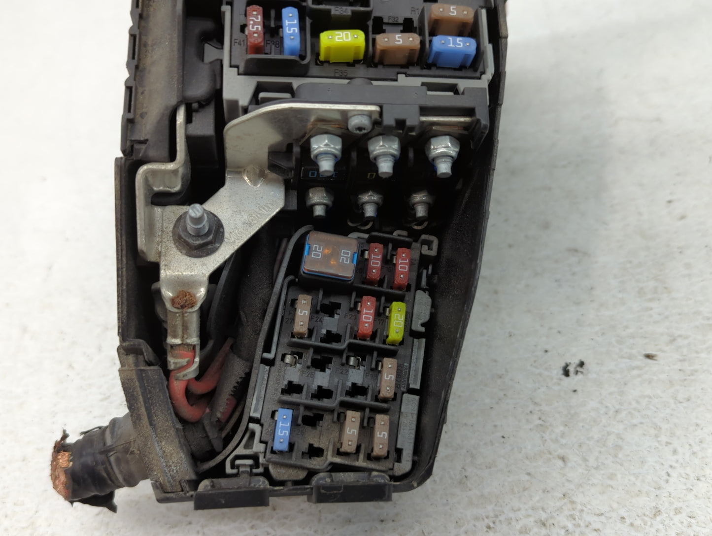 2014-2018 Volvo S60 Fusebox Fuse Box Panel Relay Module P/N:6G9T-14A067-CA Fits Fits 2012 2014 2015 2016 2017 2018 OEM Used 