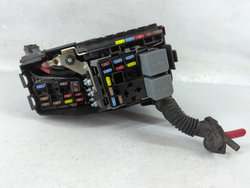 2014-2018 Volvo S60 Fusebox Fuse Box Panel Relay Module P/N:30644652 Fits Fits 2012 2014 2015 2016 2017 2018 OEM Used Auto Parts