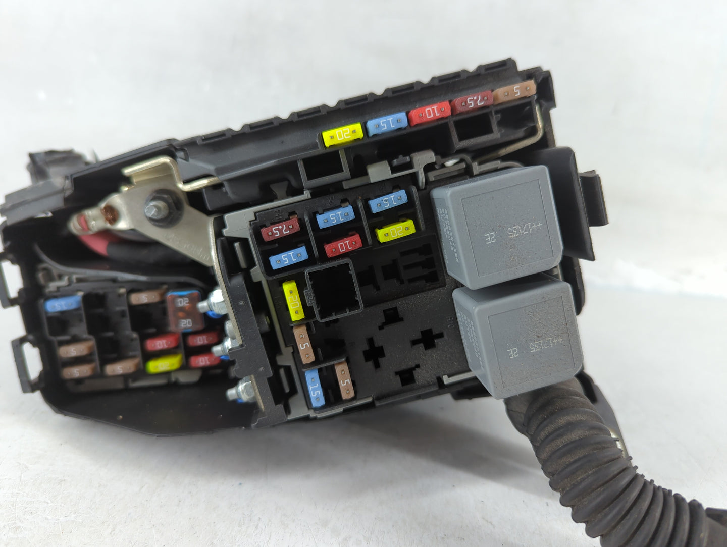 2014-2018 Volvo S60 Fusebox Fuse Box Panel Relay Module P/N:30644652 Fits Fits 2012 2014 2015 2016 2017 2018 OEM Used Auto P