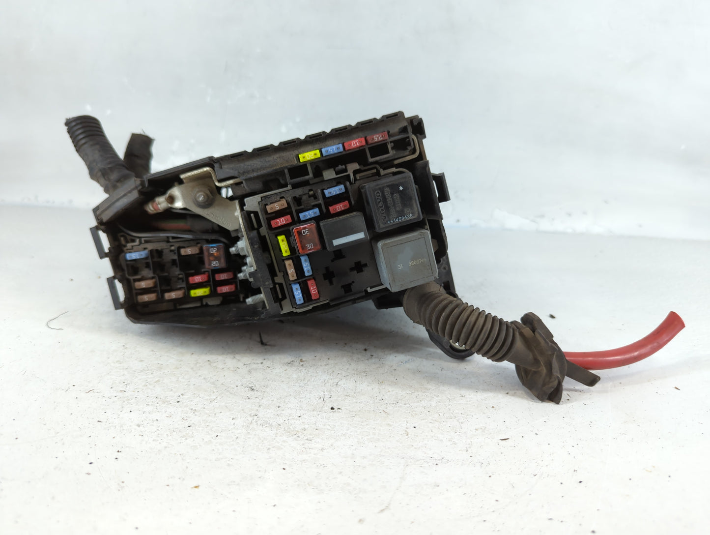 2014-2018 Volvo S60 Fusebox Fuse Box Panel Relay Module P/N:6G9T-14A067-CA Fits Fits 2012 2014 2015 2016 2017 2018 OEM Used 