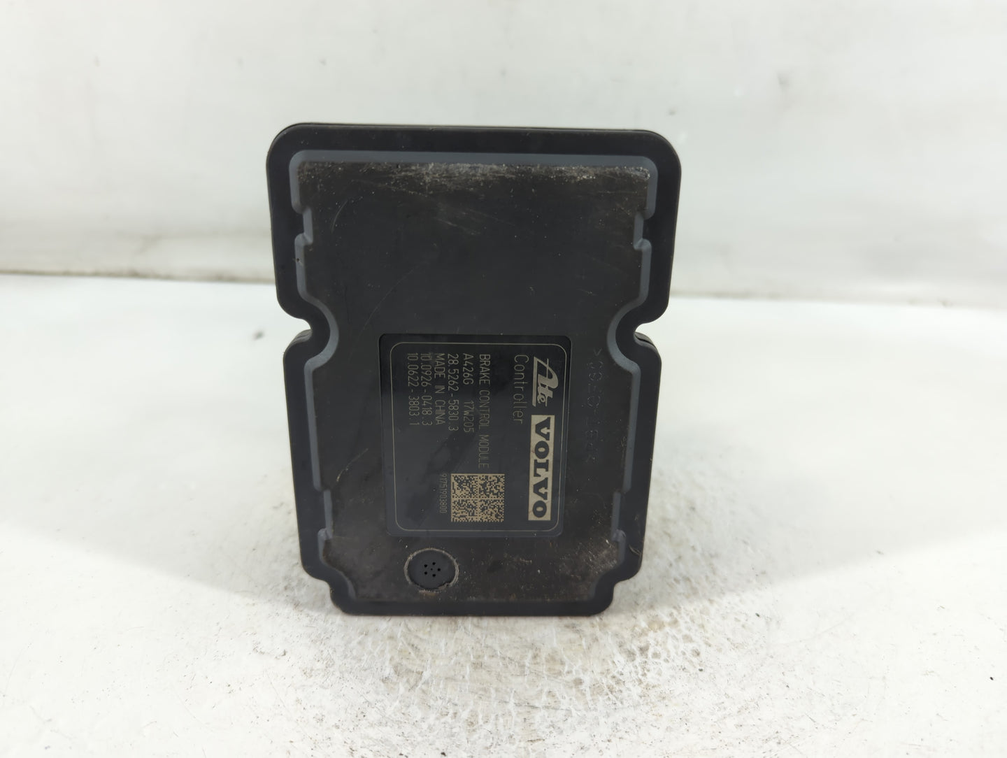 2015-2018 Volvo S60 ABS Pump Control Module Replacement P/N:A426C 17W205 Fits Fits 2015 2016 2017 2018 OEM Used Auto Parts -