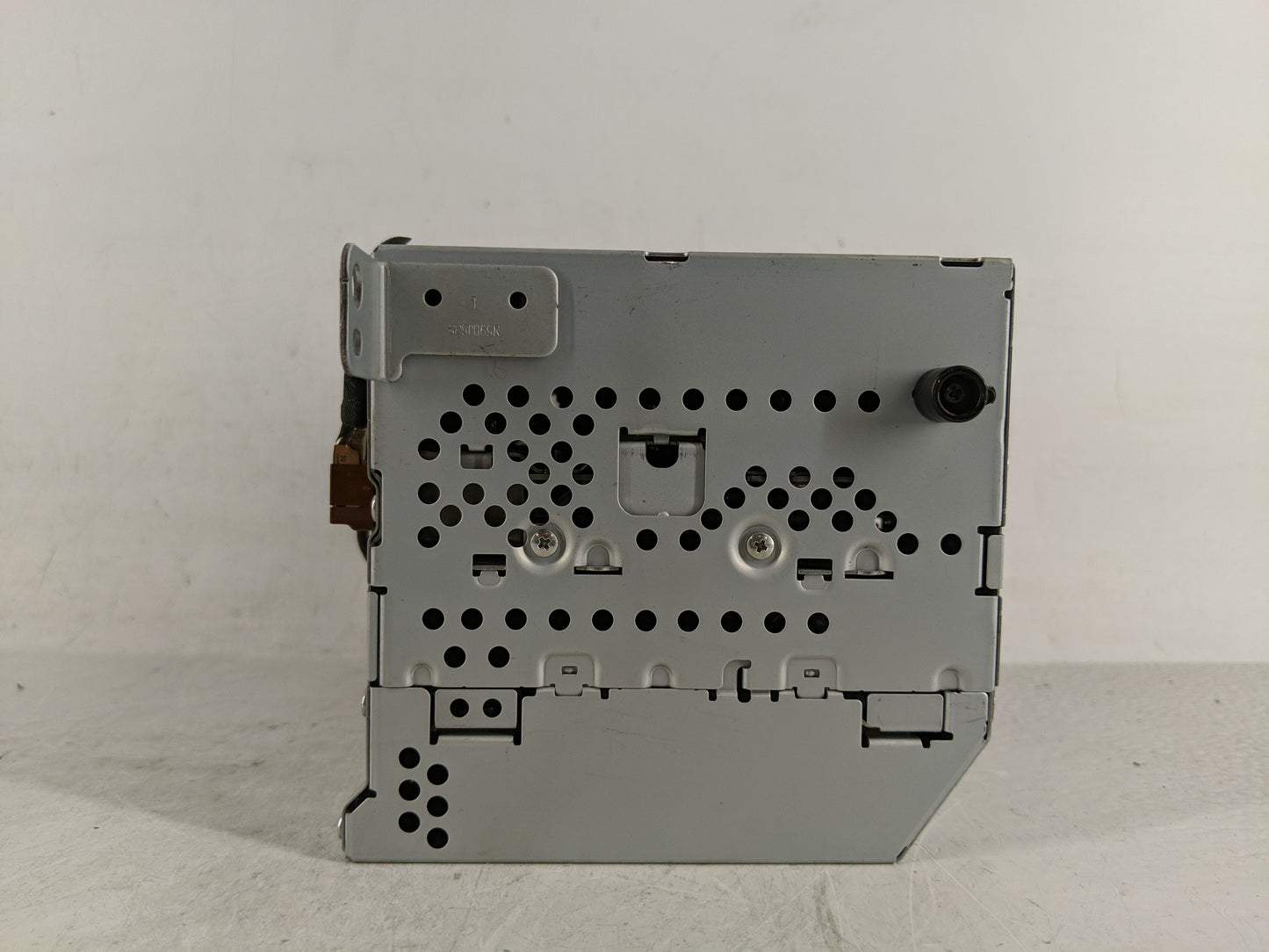 2018 Volvo S90 Radio AM FM Cd Player Receiver Replacement P/N:32218444 Fits OEM Used Auto Parts - Oemusedautoparts1.com