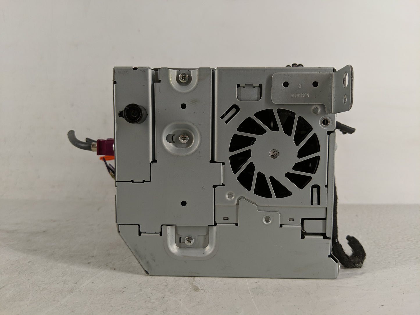 2018 Volvo S90 Radio AM FM Cd Player Receiver Replacement P/N:32218444 Fits OEM Used Auto Parts - Oemusedautoparts1.com