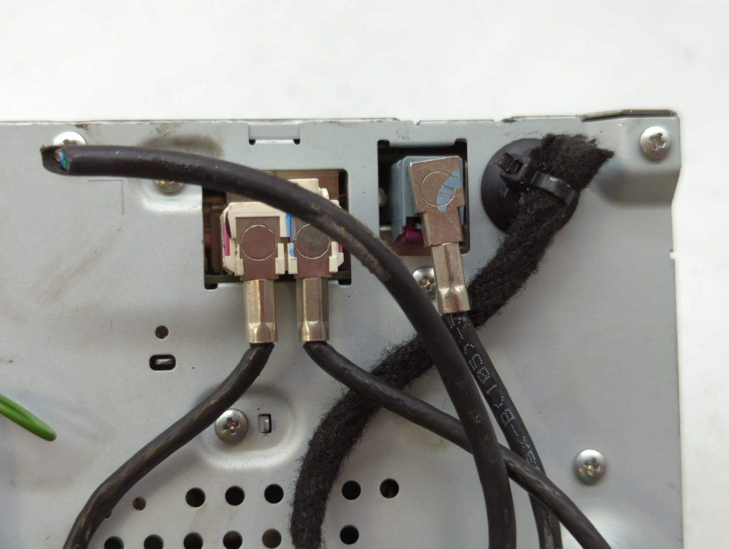 2017-2017 Volvo S90 Am Fm Cd Player Radio Receiver - Oemusedautoparts1.com