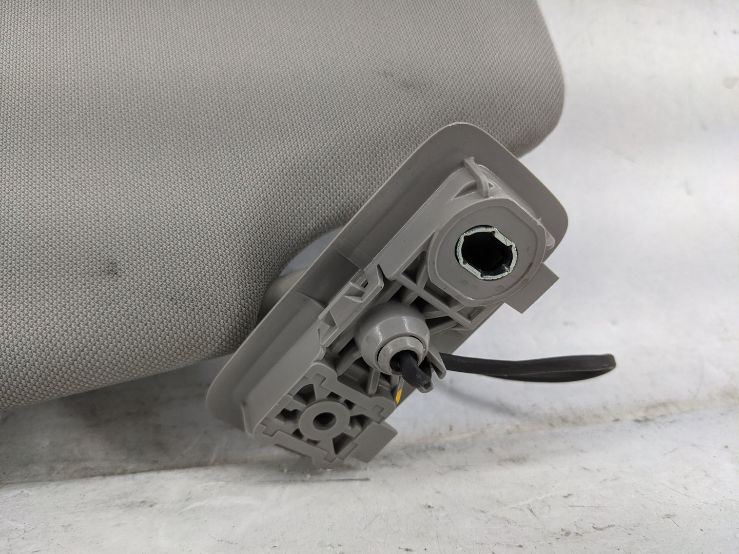 2013-2018 Volvo V60 Sun Visor Shade Replacement Passenger Right Mirror Fits Fits 2011 2012 2013 2014 2015 2016 2017 2018 OEM