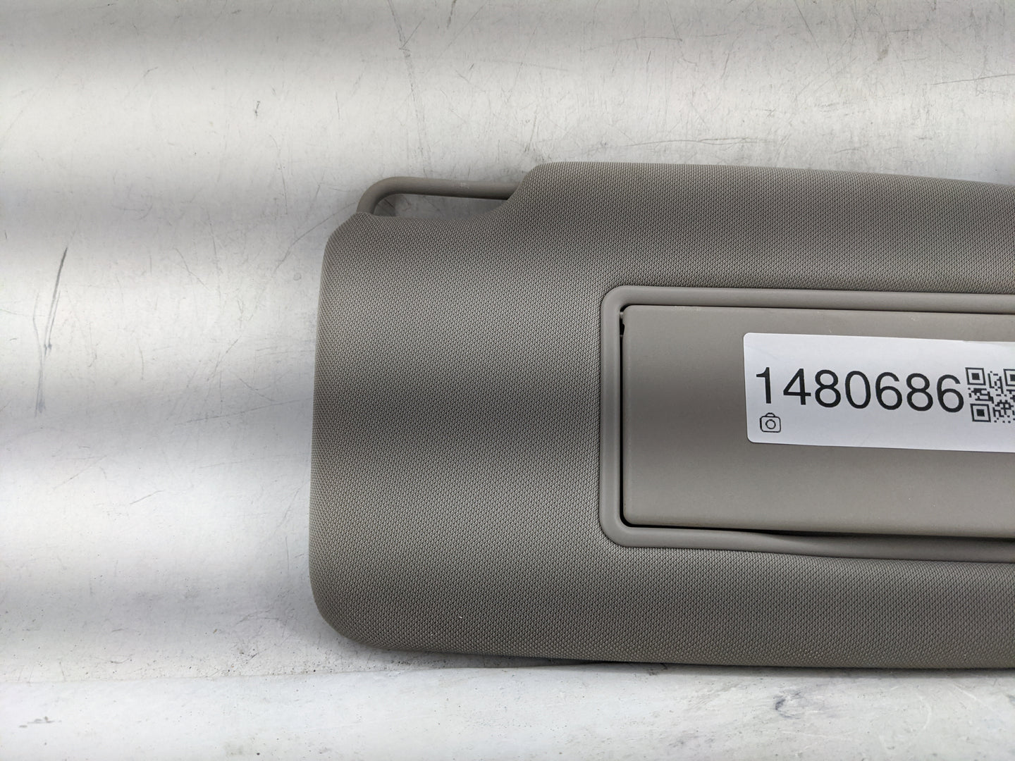 2013-2018 Volvo V60 Sun Visor Shade Replacement Passenger Right Mirror Fits Fits 2011 2012 2013 2014 2015 2016 2017 2018 OEM