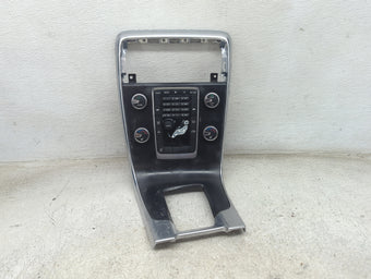 compare product 2018 Volvo Volvo S60 Climate Control Module Temperature AC/Heater Replacement P/N:8632427 30795197 Fits OEM Used Auto Parts