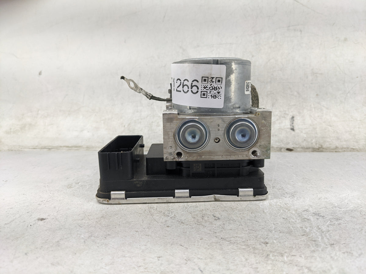2016-2021 Volvo Xc90 Anti-Lock Brake ABS Pump Module Actuator OEM P/N:P31680101 31680098 Fits Fits 2016 2017 2018 2019 2020 