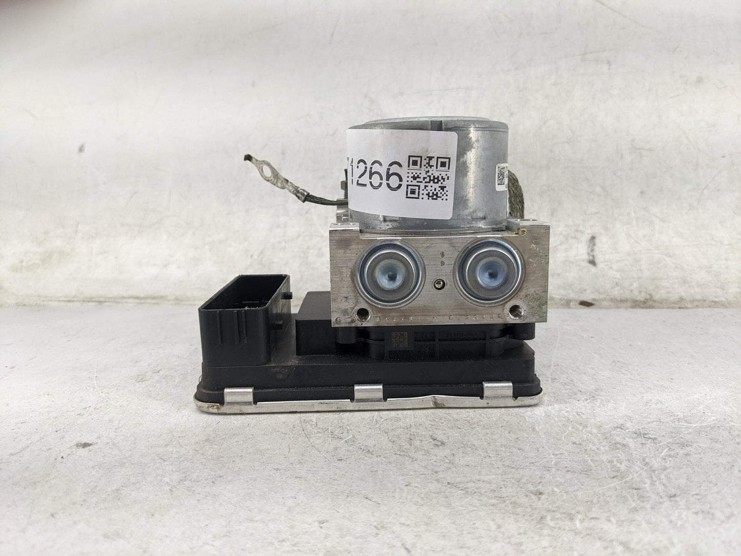 2016-2021 Volvo Xc90 ABS Pump Control Module Replacement P/N:P31680101 31680098 Fits Fits 2016 2017 2018 2019 2020 2021 OEM 