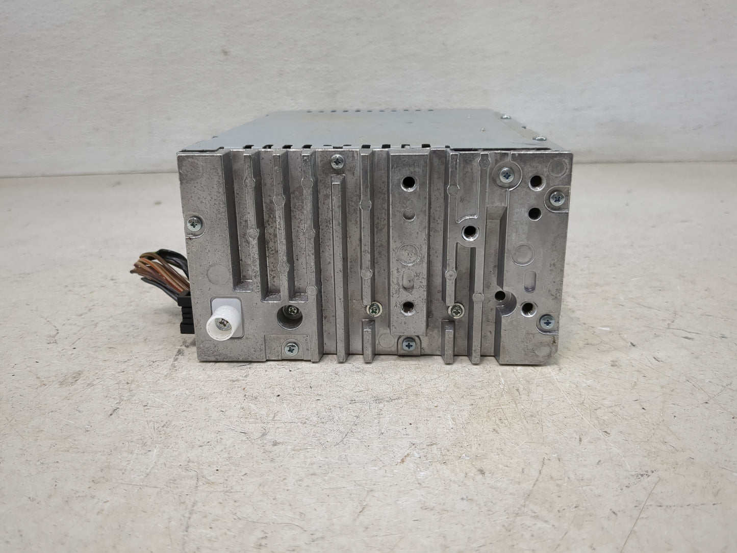 2019 Fusion Radio AM FM Cd Player Receiver Replacement Fits Fits 2020 OEM Used Auto Parts - Oemusedautoparts1.com