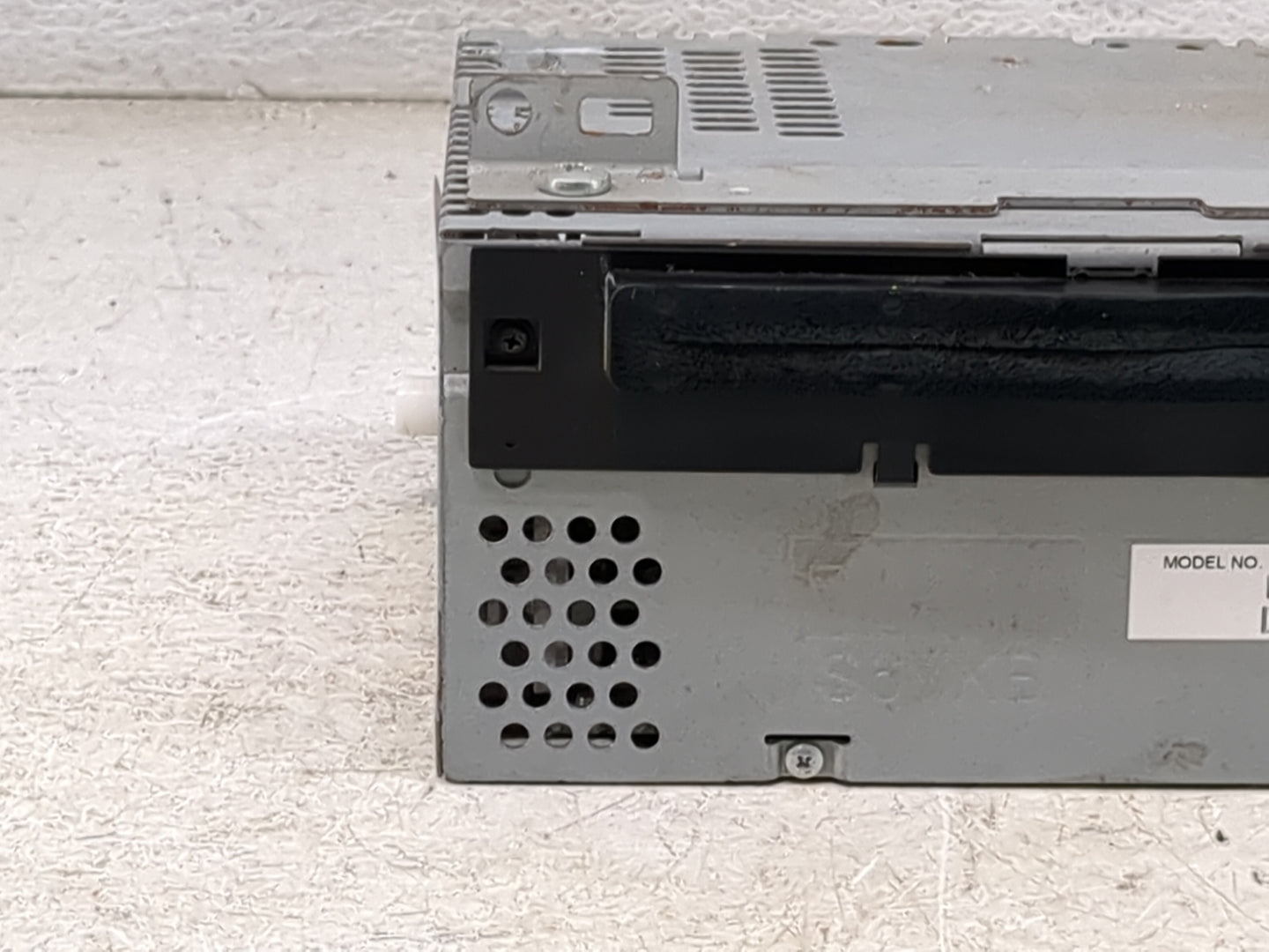 2019 Transit-250 Radio AM FM Cd Player Receiver Replacement Fits Fits 2017 2018 OEM Used Auto Parts - Oemusedautoparts1.com