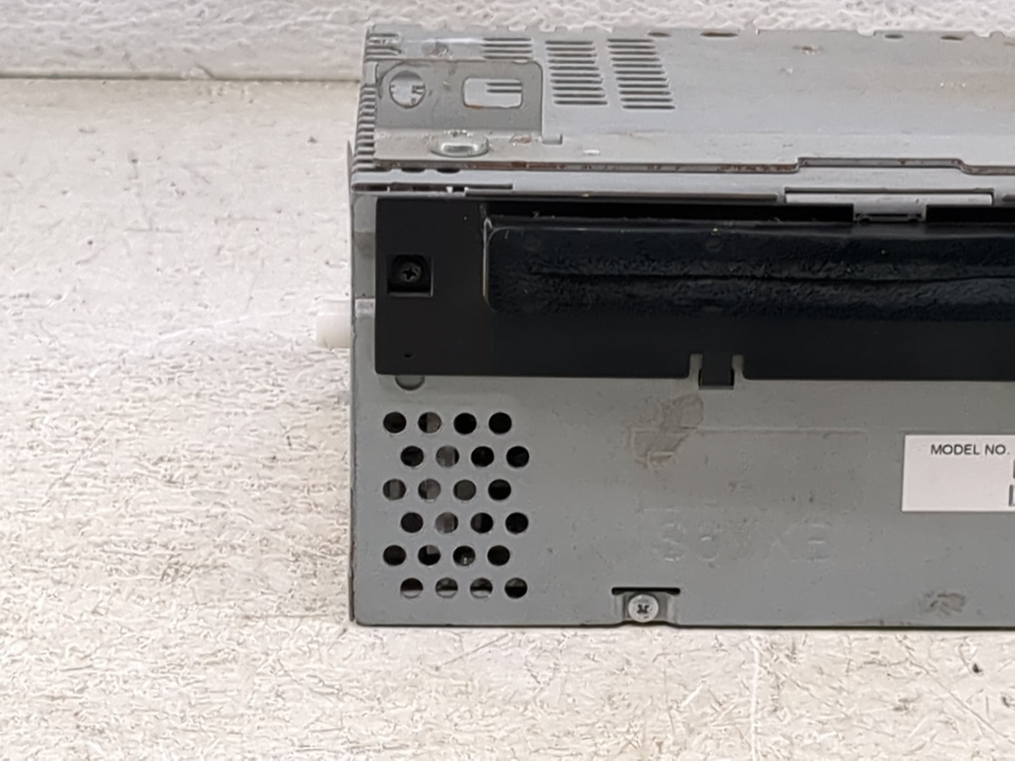 2019 Transit-250 Radio AM FM Cd Player Receiver Replacement Fits Fits 2017 2018 OEM Used Auto Parts - Oemusedautoparts1.com