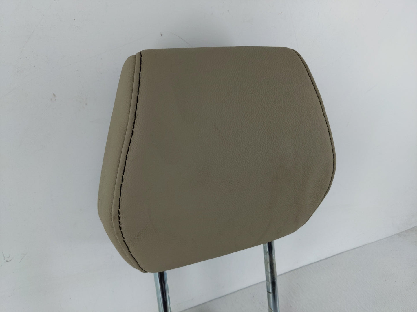 2017-2019 Acura Mdx Headrest Head Rest Front Driver Passenger Seat Tan - Oemusedautoparts1.com