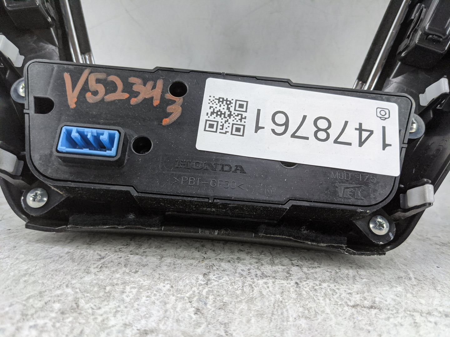 2019 Acura Mdx Radio AM FM Cd Player Receiver Replacement P/N:0459608 Fits OEM Used Auto Parts - Oemusedautoparts1.com