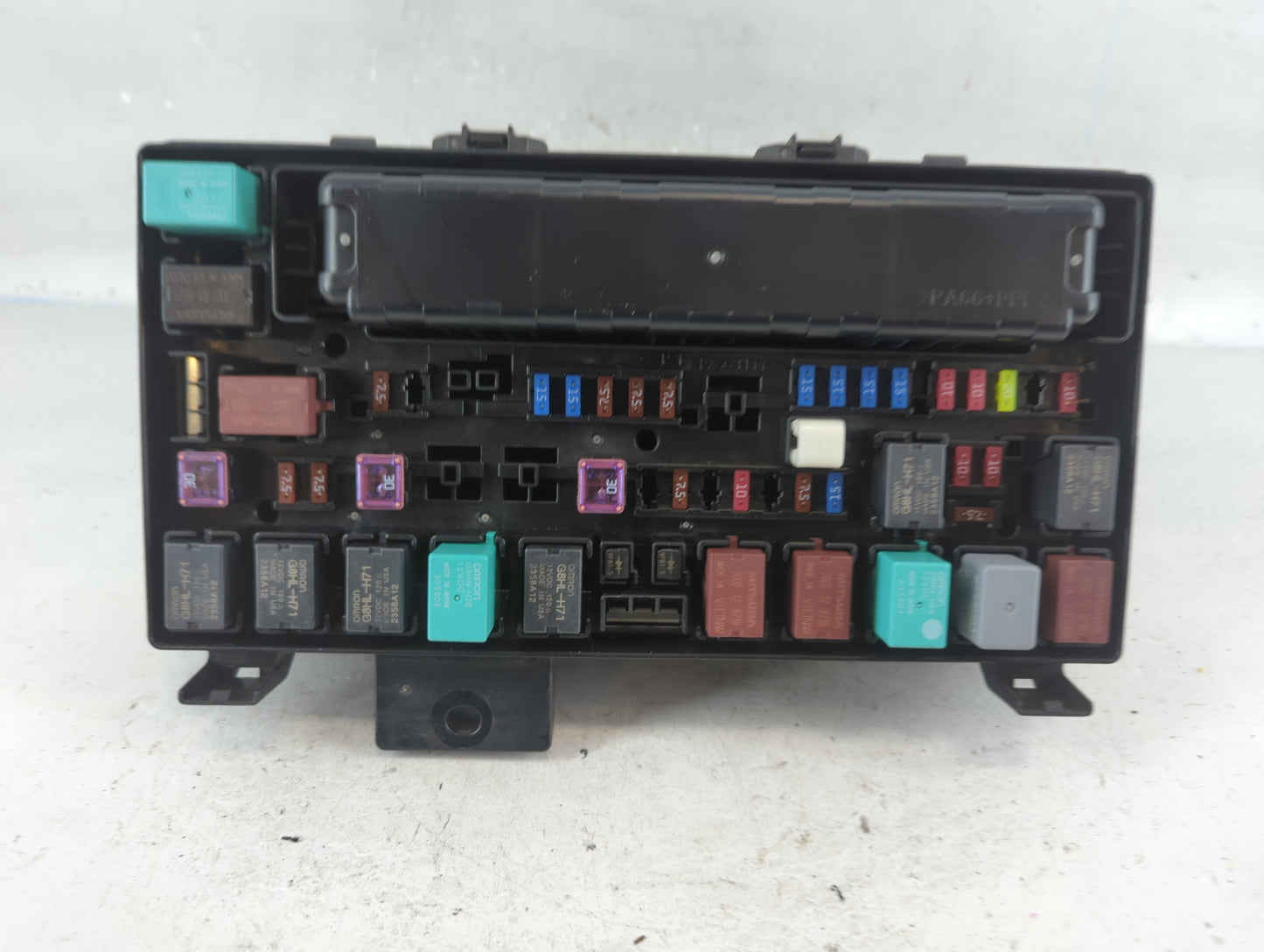 2019-2020 Acura Mdx Fusebox Fuse Box Panel Relay Module P/N:390R08L51 TZ5-A020 A0 Fits Fits 2019 2020 OEM Used Auto Parts - 