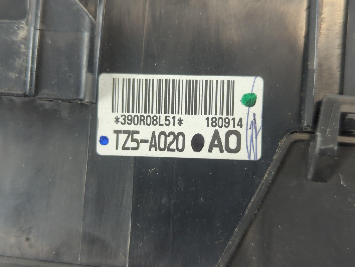 2019-2020 Acura Mdx Fusebox Fuse Box Panel Relay Module P/N:390R08L51 TZ5-A020 A0 Fits Fits 2019 2020 OEM Used Auto Parts - 