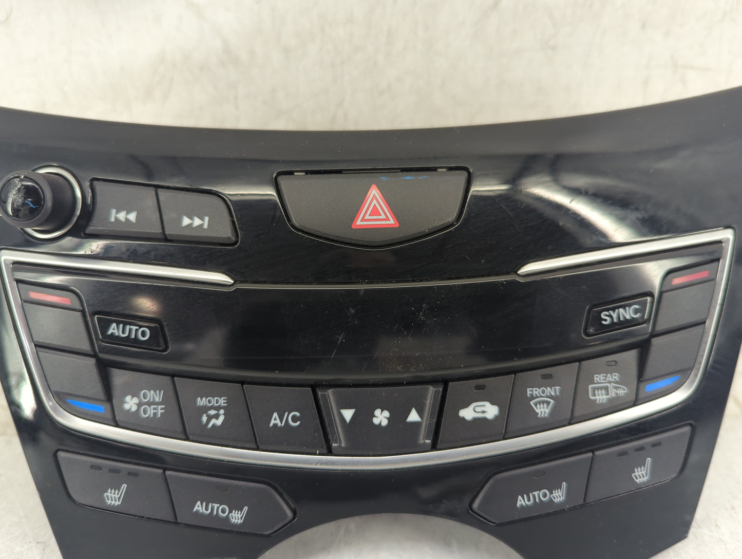 2019-2022 Acura Rdx Climate Control Module Temperature AC/Heater Replacement P/N:79610TJBA013M1 Fits Fits 2019 2020 2021 202