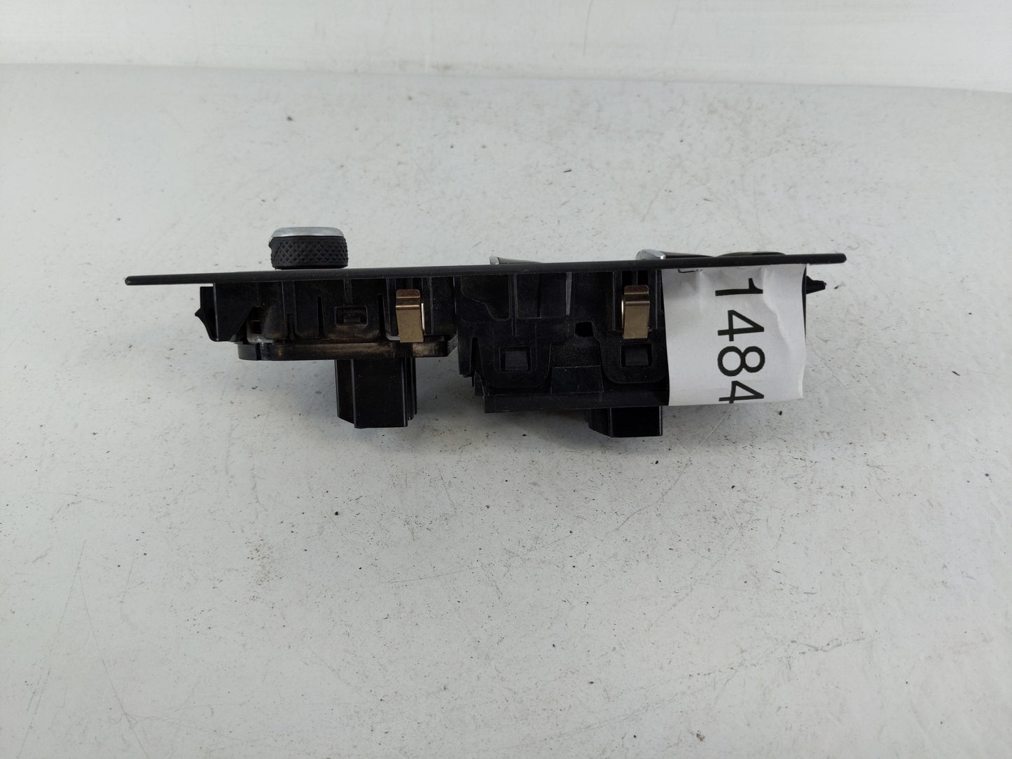 2017 Alfa Romeo Giulia Master Power Window Switch Replacement Driver Side Left P/N:01561494080 Fits OEM Used Auto Parts - Oe