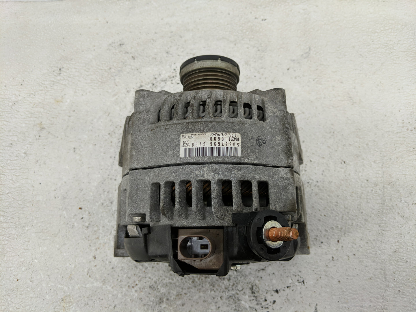 2017 Alfa Romeo Giulia Alternator Replacement Generator Charging Assembly Engine OEM P/N:50537696 C758 104211-0690 Fits OEM 