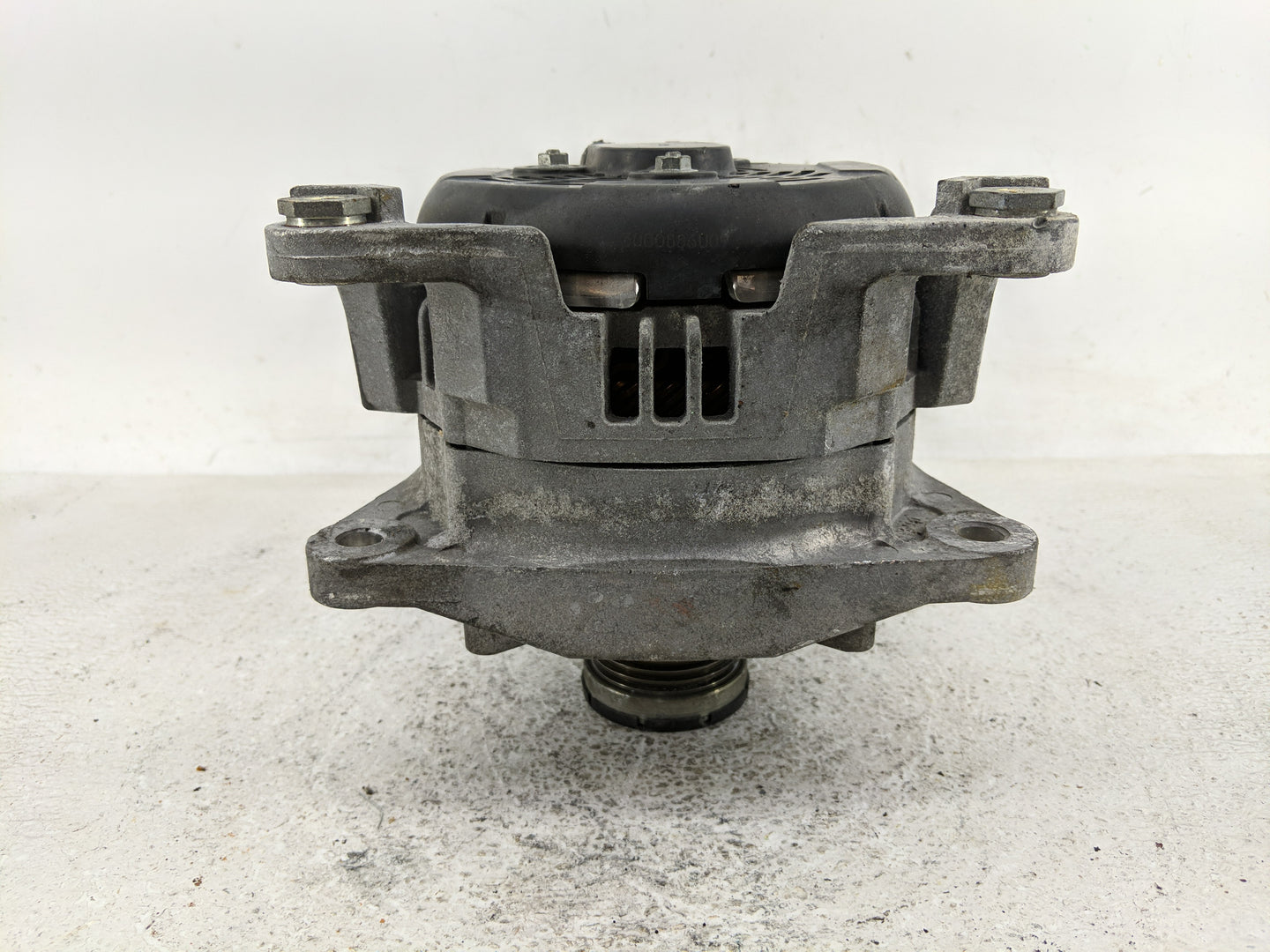 2017 Alfa Romeo Giulia Alternator Replacement Generator Charging Assembly Engine OEM P/N:50537696 C758 104211-0690 Fits OEM 