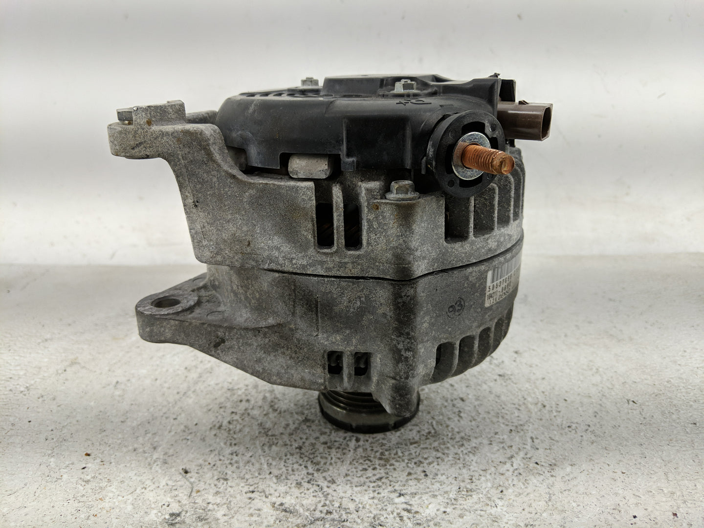 2017 Alfa Romeo Giulia Alternator Replacement Generator Charging Assembly Engine OEM P/N:50537696 C758 104211-0690 Fits OEM 
