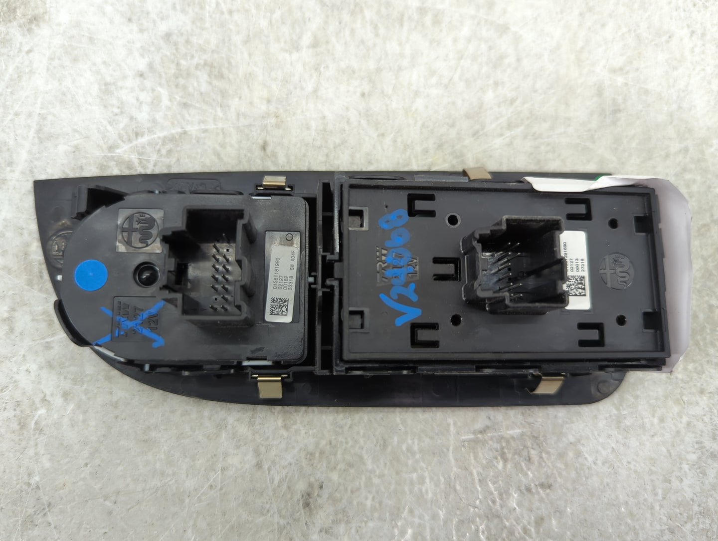 2019 Alfa Romeo Giulia Master Power Window Switch Replacement Driver Side Left P/N:01561291690 Fits OEM Used Auto Parts - Oe
