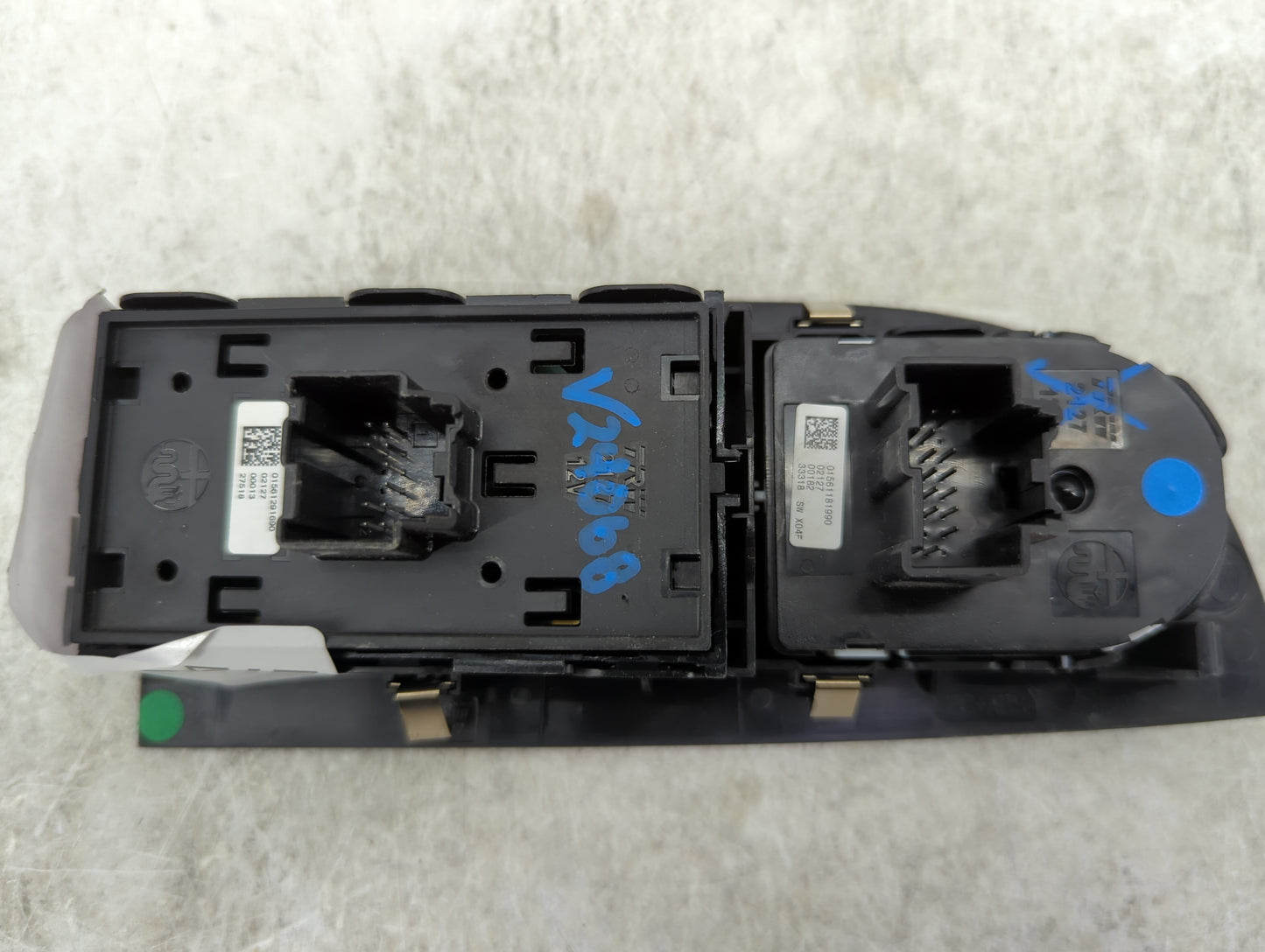 2019 Alfa Romeo Giulia Master Power Window Switch Replacement Driver Side Left P/N:01561291690 Fits OEM Used Auto Parts - Oe