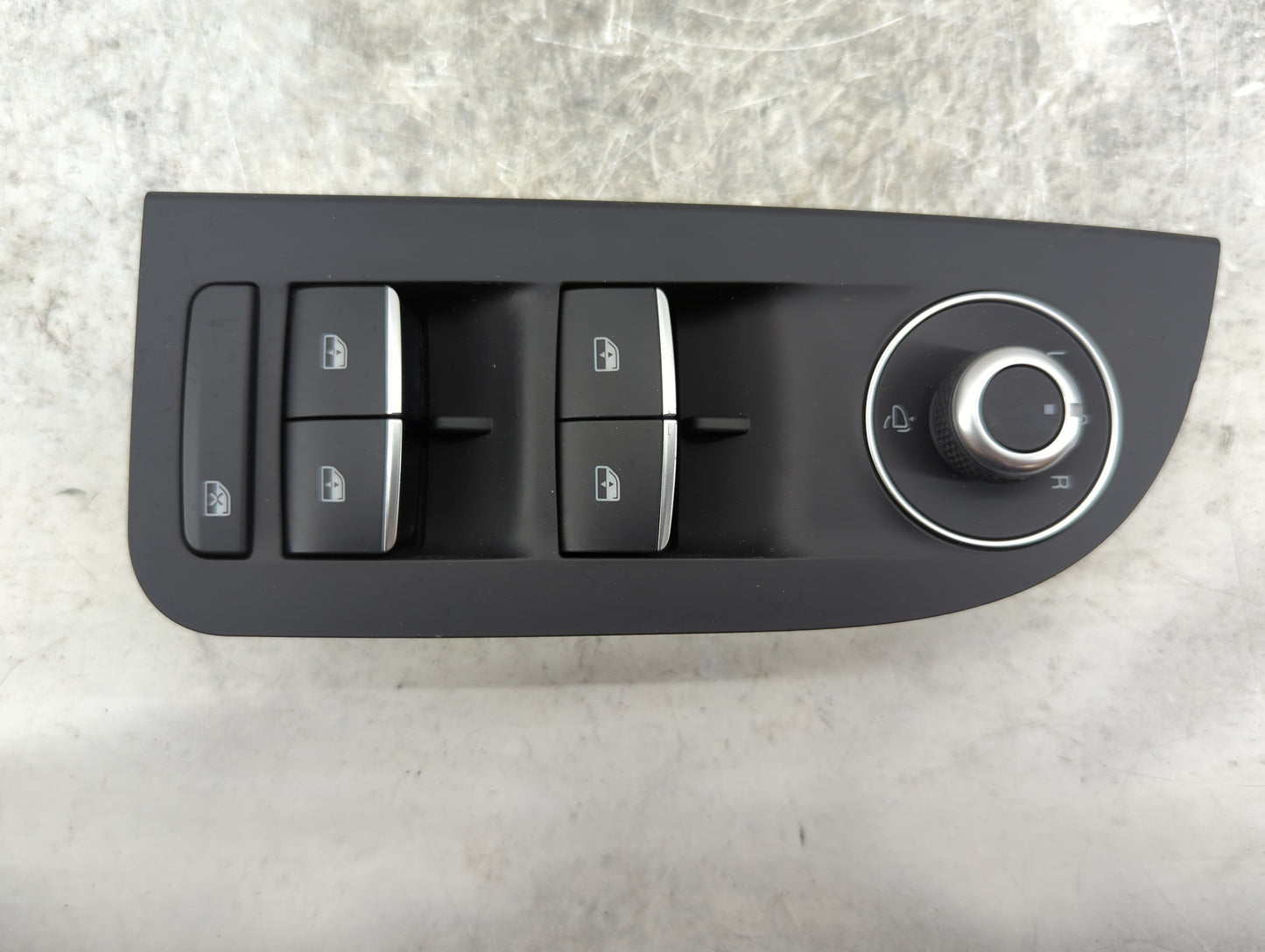 2017 Alfa Romeo Giulia Master Power Window Switch Replacement Driver Side Left P/N:01561181990 Fits OEM Used Auto Parts - Oe