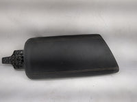 2019 Alfa Romeo Giulia Center Console Armrest Cover Lid P/N:A836 610/07 Fits OEM Used Auto Parts - Oemusedautoparts1.com