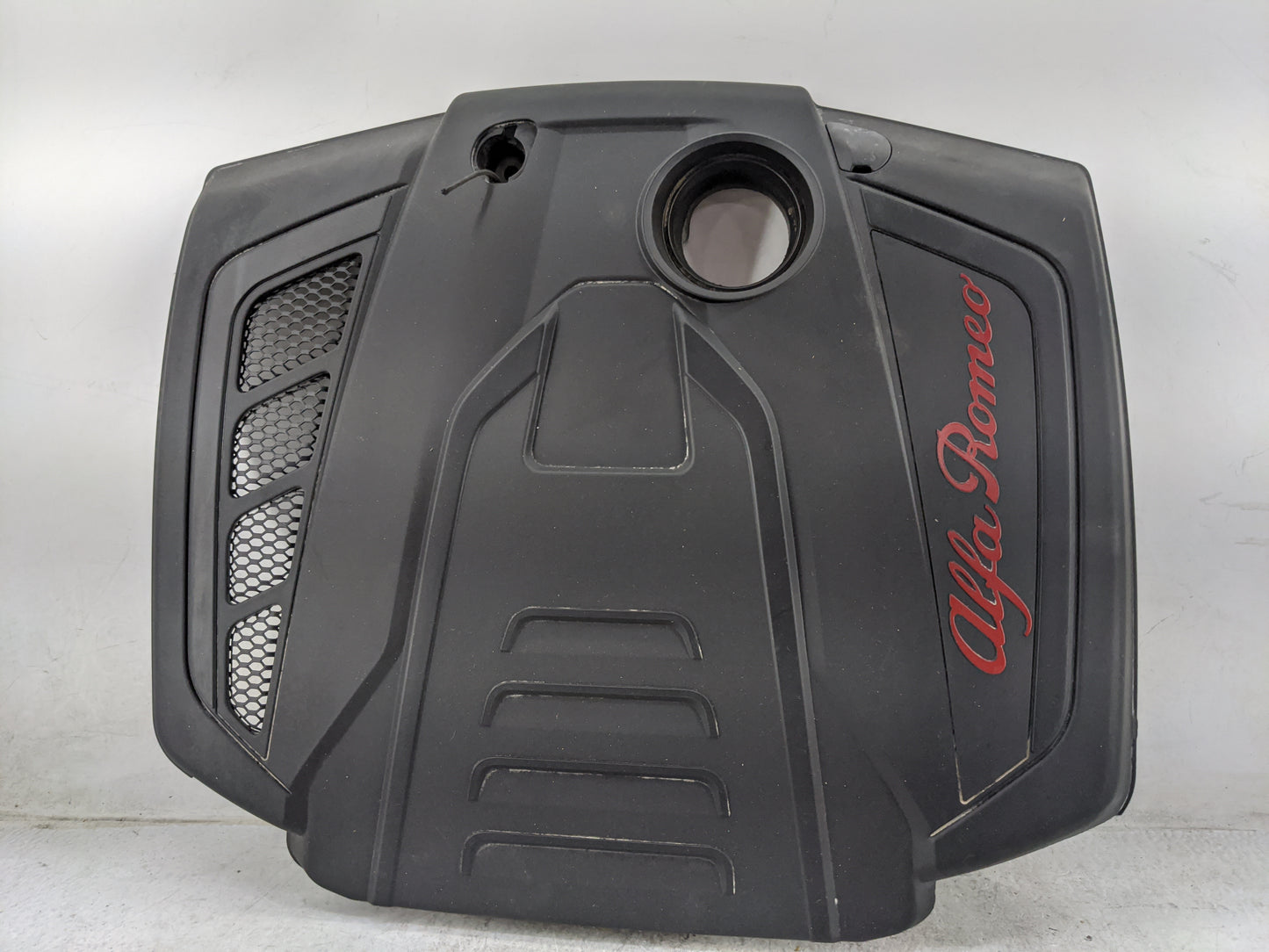 2019 Alfa Romeo Giulia Engine Cover - Oemusedautoparts1.com