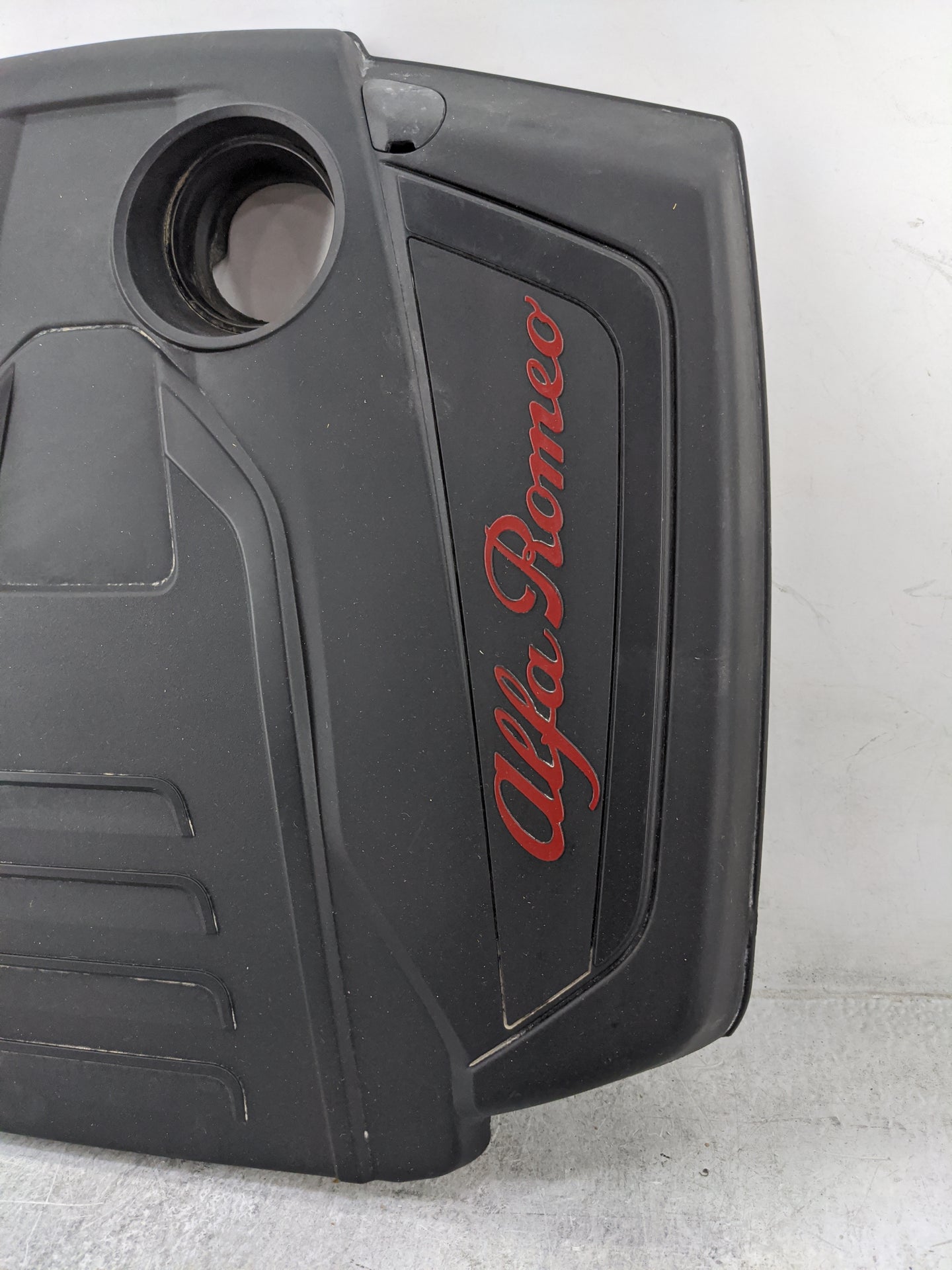2019 Alfa Romeo Giulia Engine Cover - Oemusedautoparts1.com