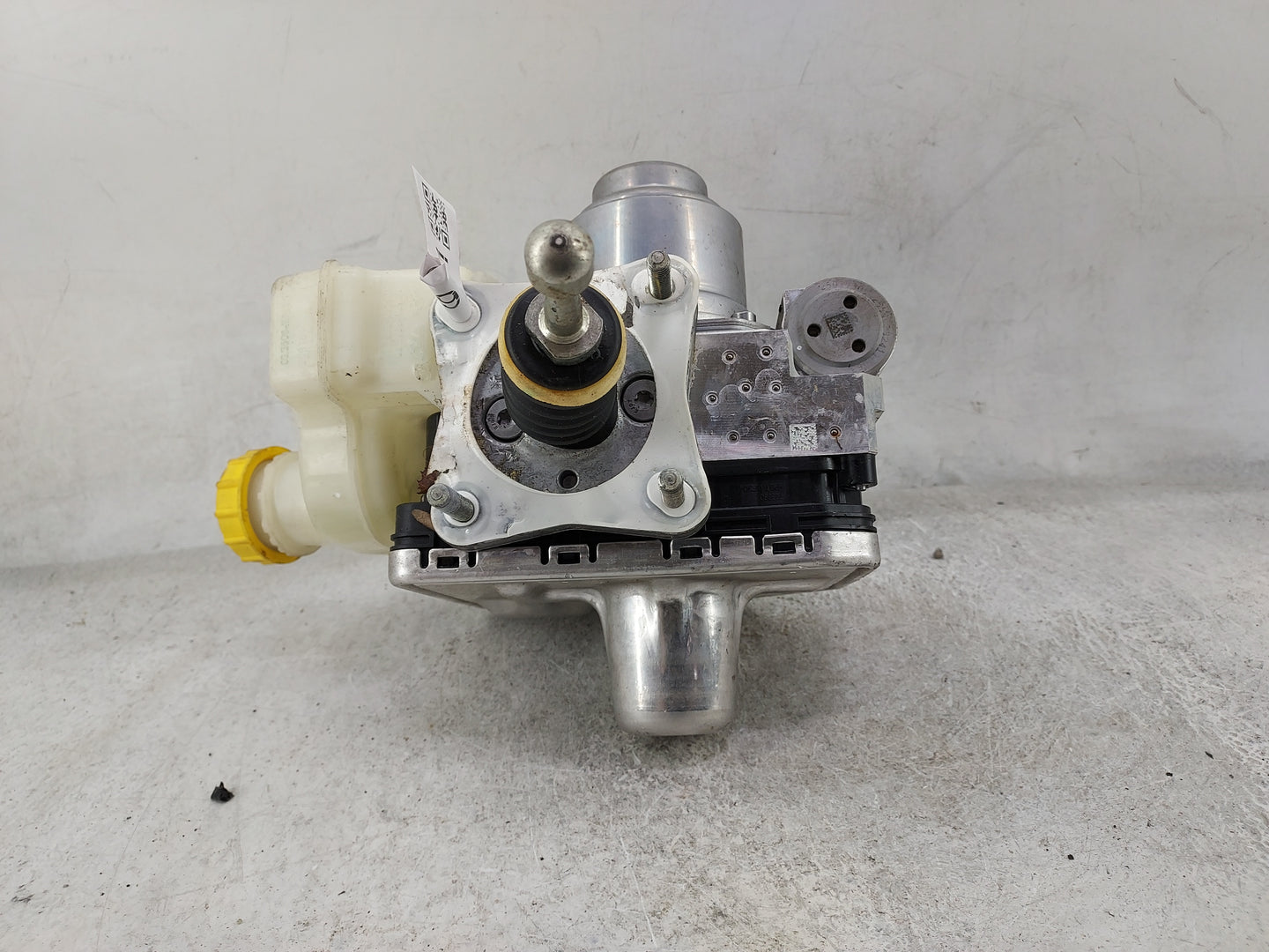 2017 Alfa Romeo Giulia ABS Pump Control Module Replacement P/N:10.0964-2844.3 10.0627-3498.1, 61890400EB1, 28.5540-1060.3 Fi