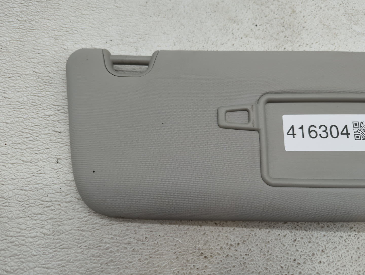 2017 Alfa Romeo Giulia Sun Visor Shade Replacement Passenger Right Mirror Fits OEM Used Auto Parts - Oemusedautoparts1.com