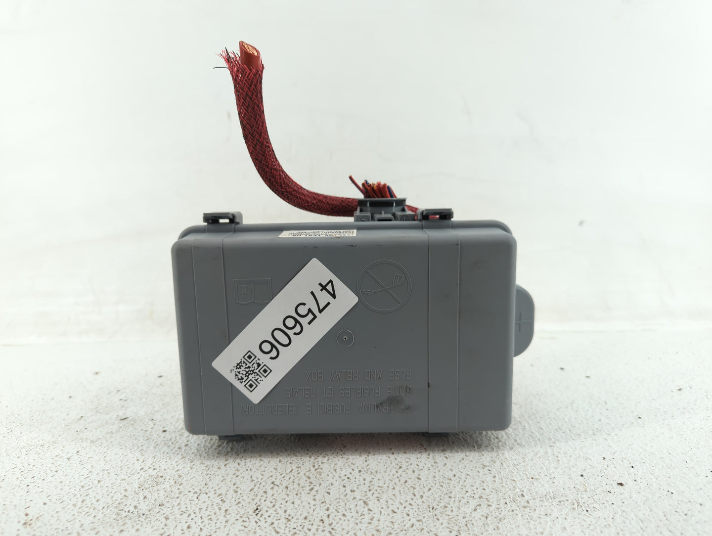 2017 Alfa Romeo Giulia Fusebox Fuse Box Panel Relay Module Fits OEM Used Auto Parts - Oemusedautoparts1.com