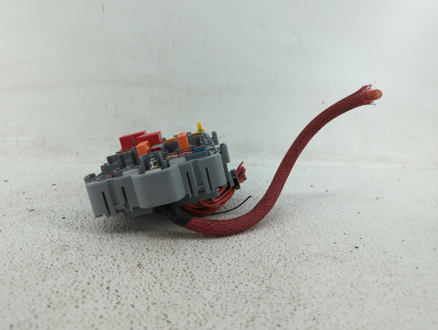 2017 Alfa Romeo Giulia Fusebox Fuse Box Panel Relay Module Fits OEM Used Auto Parts - Oemusedautoparts1.com