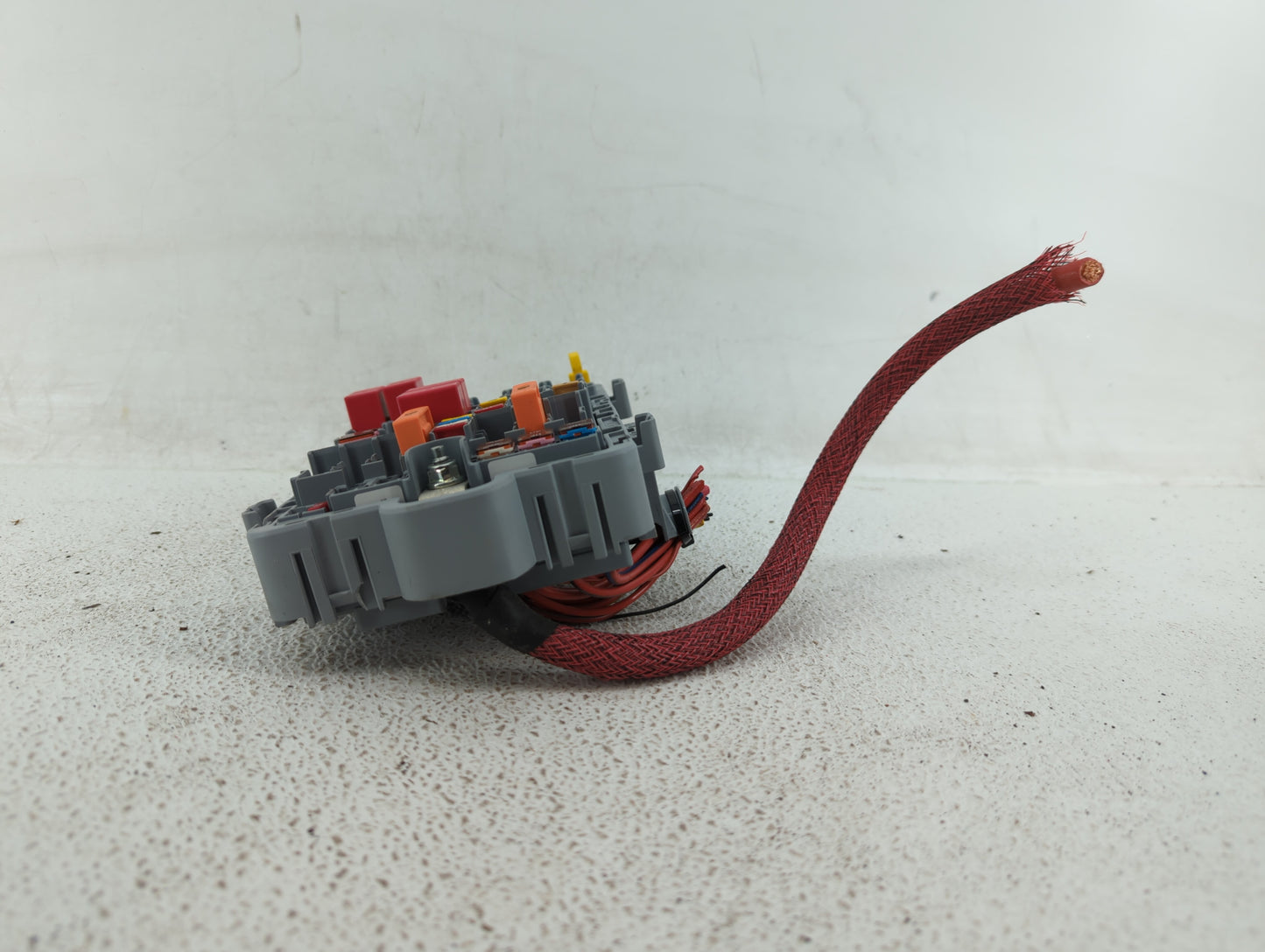 2017 Alfa Romeo Giulia Fusebox Fuse Box Panel Relay Module Fits OEM Used Auto Parts - Oemusedautoparts1.com