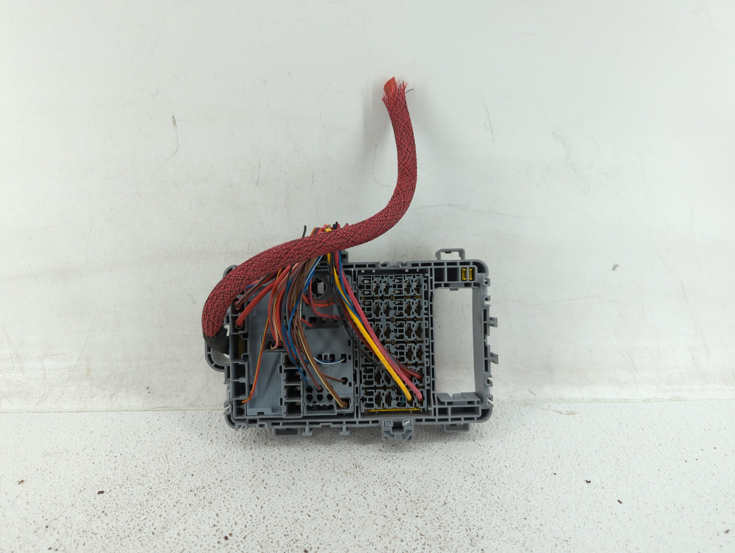 2017 Alfa Romeo Giulia Fusebox Fuse Box Panel Relay Module Fits OEM Used Auto Parts - Oemusedautoparts1.com