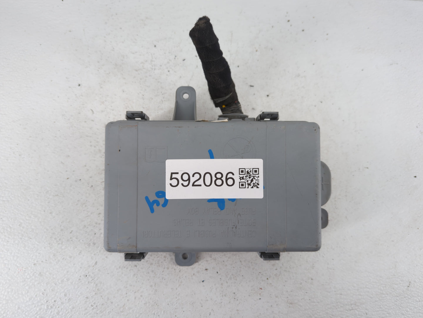 2019 Alfa Romeo Giulia Fusebox Fuse Box Panel Relay Module P/N:2321A Fits OEM Used Auto Parts - Oemusedautoparts1.com