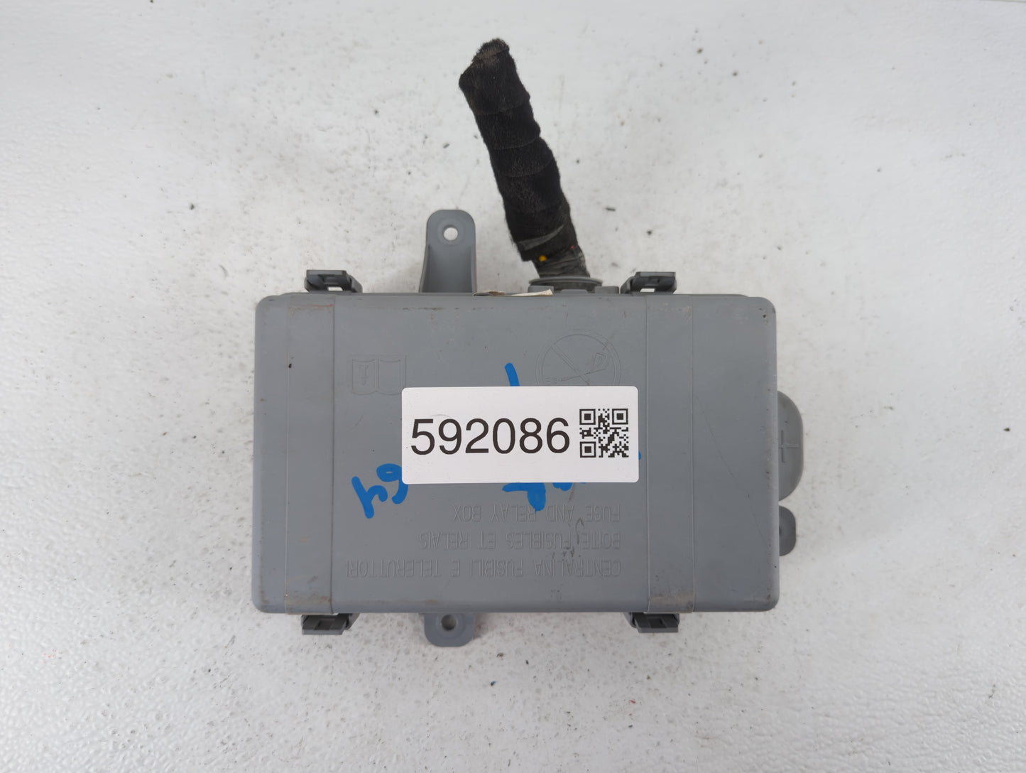 2019 Alfa Romeo Giulia Fusebox Fuse Box Panel Relay Module P/N:2321A Fits OEM Used Auto Parts - Oemusedautoparts1.com