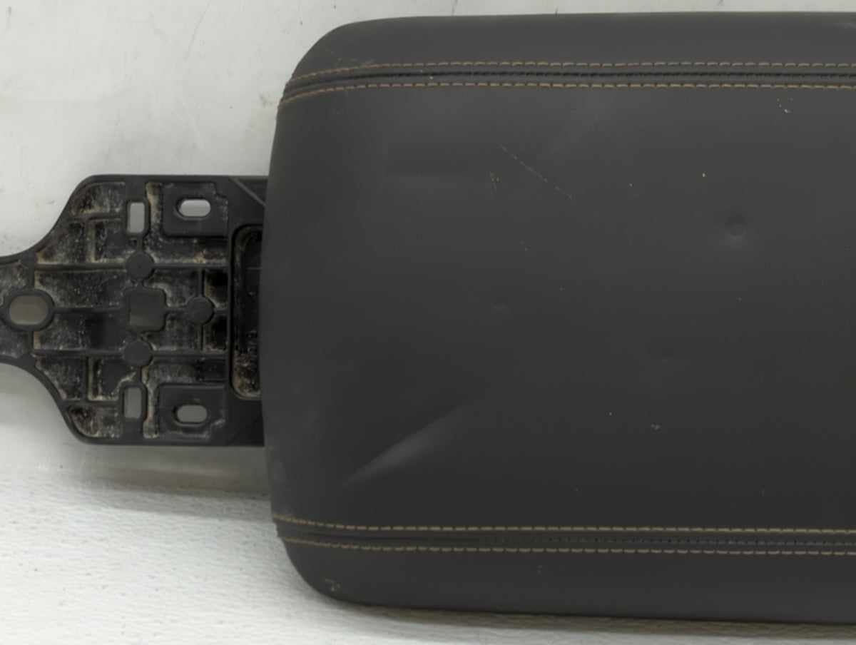 2019 Alfa Romeo Giulia Center Console Armrest Cover Lid Black 595646 - Oemusedautoparts1.com