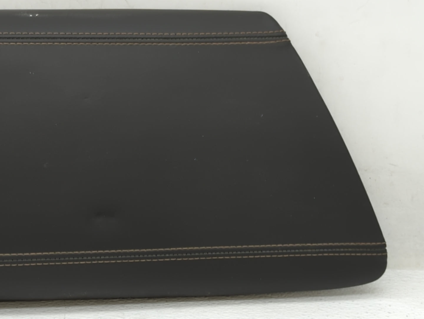 2019 Alfa Romeo Giulia Center Console Armrest Cover Lid Black - Oemusedautoparts1.com