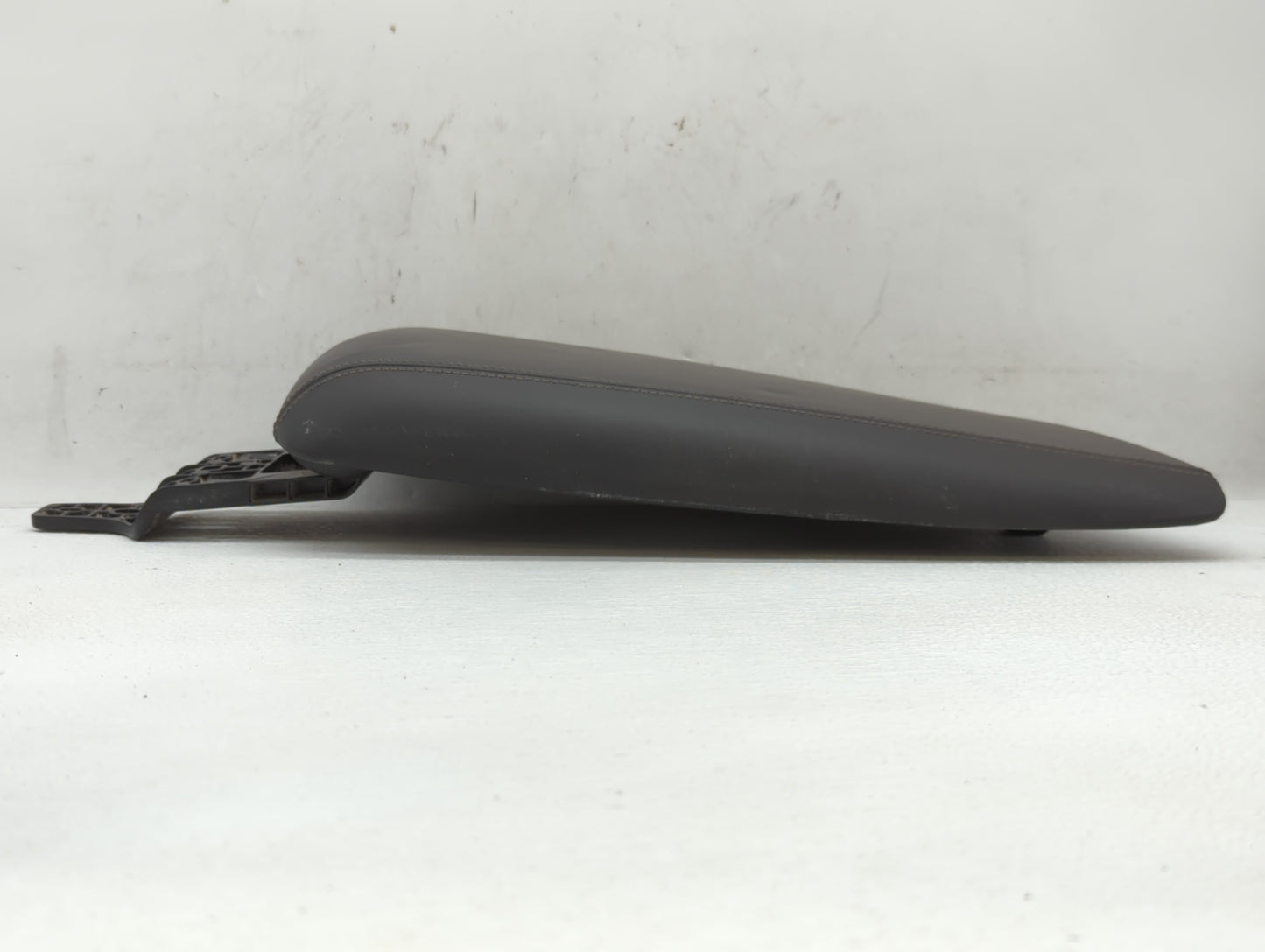 2019 Alfa Romeo Giulia Center Console Armrest Cover Lid Black - Oemusedautoparts1.com