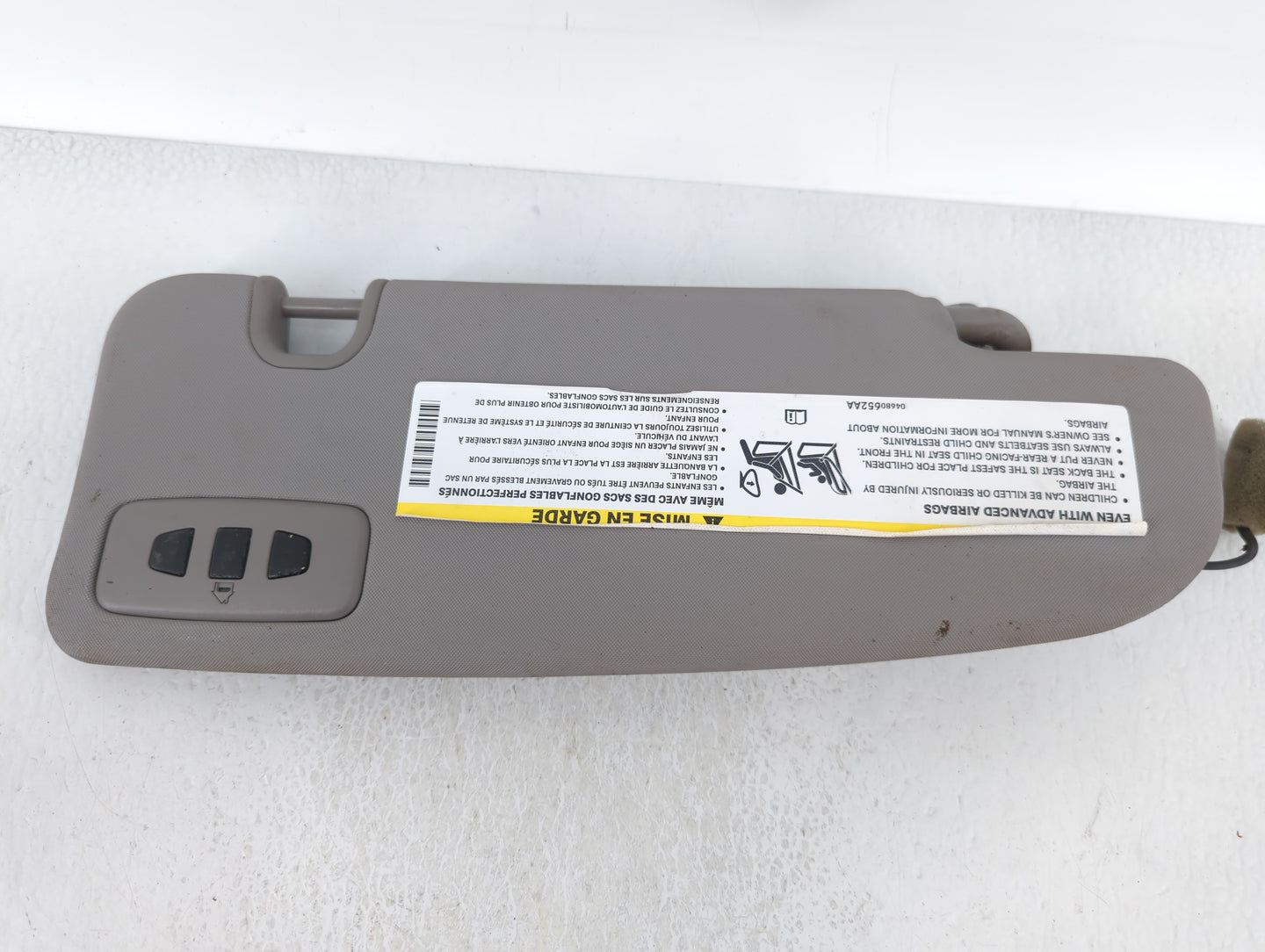 2017 Alfa Romeo Giulia Sun Visor Shade Replacement Driver Left Mirror Fits OEM Used Auto Parts - Oemusedautoparts1.com