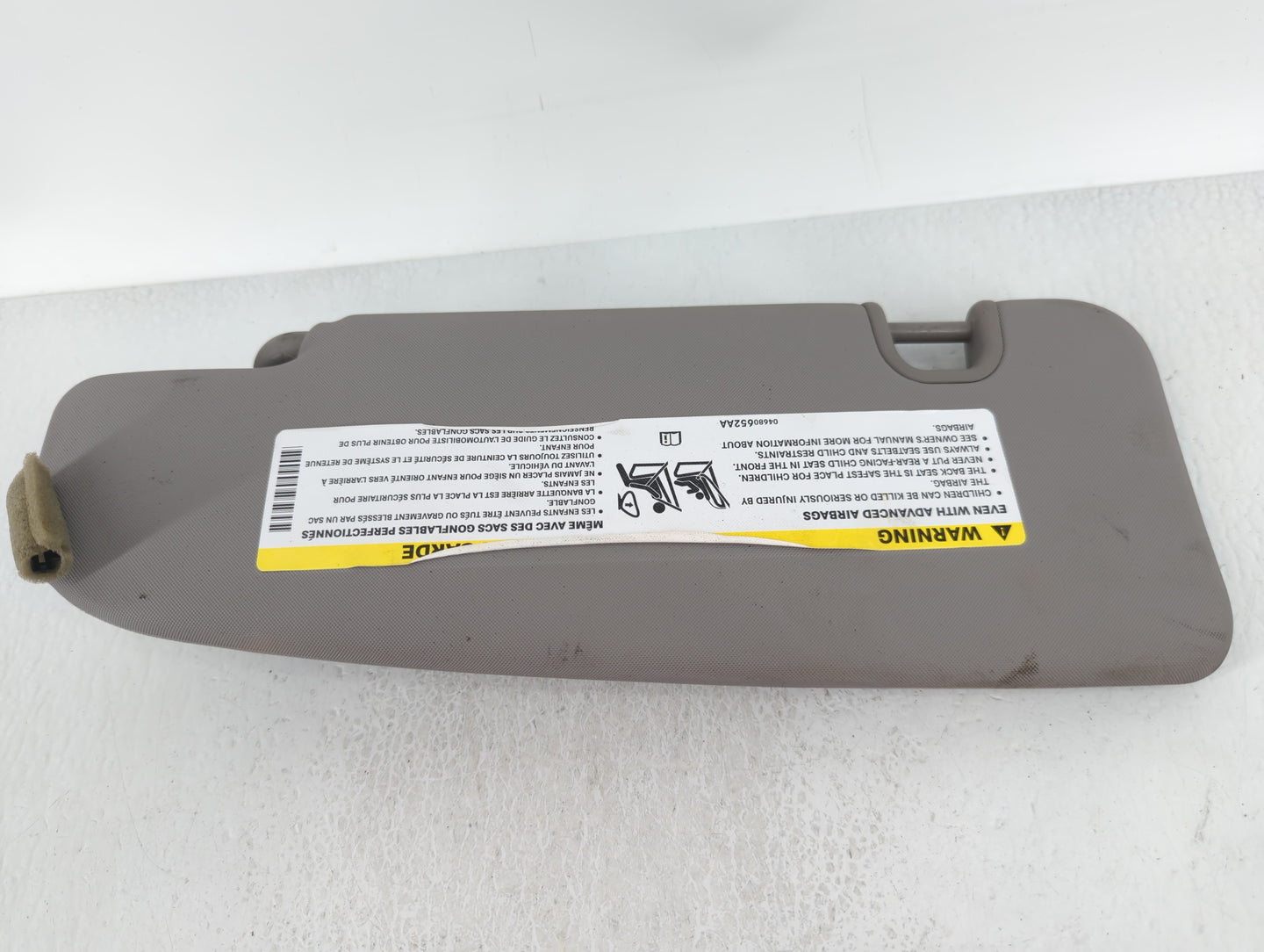 2017 Alfa Romeo Giulia Sun Visor Shade Replacement Passenger Right Mirror Fits OEM Used Auto Parts - Oemusedautoparts1.com